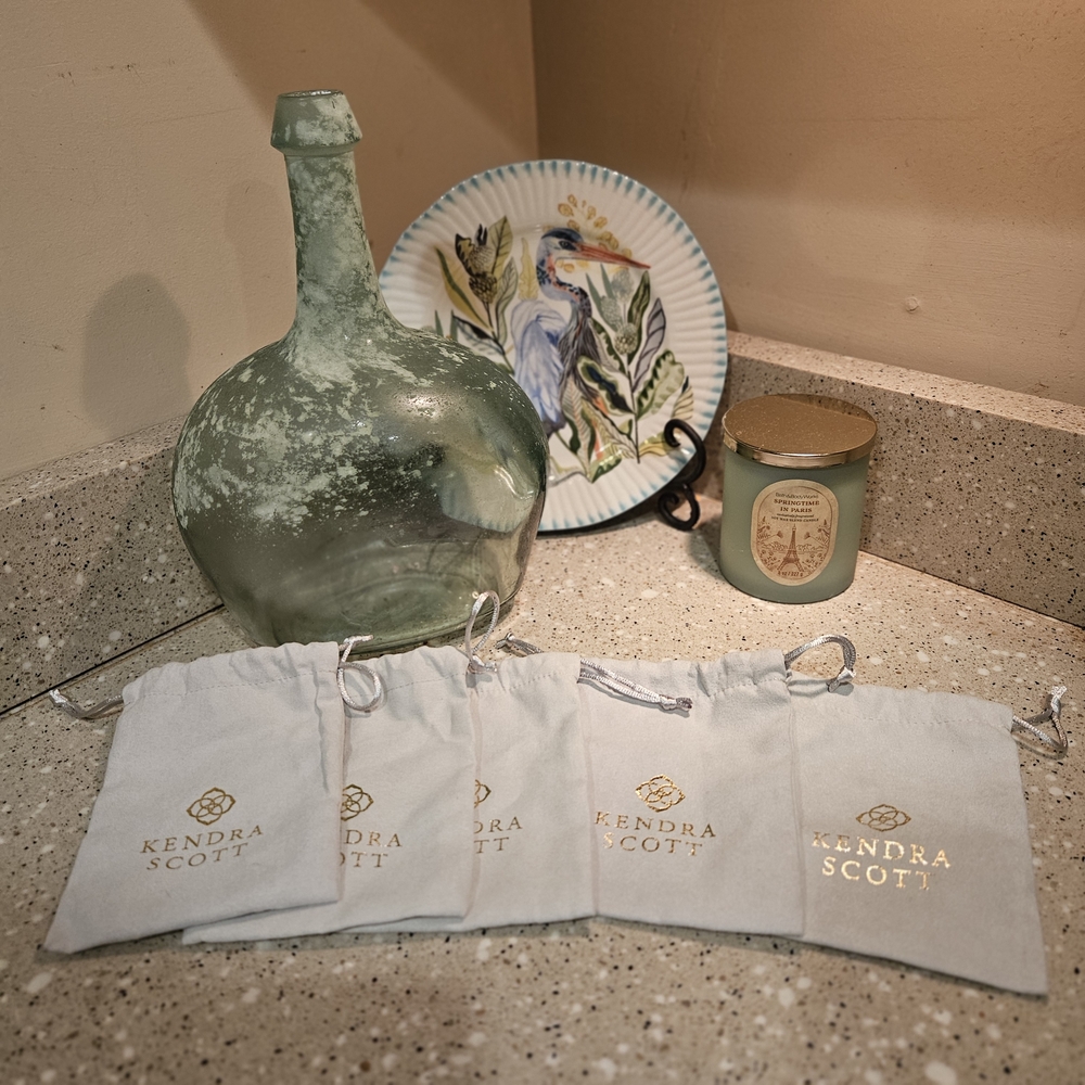 Kendra Scott Jewelry Bags